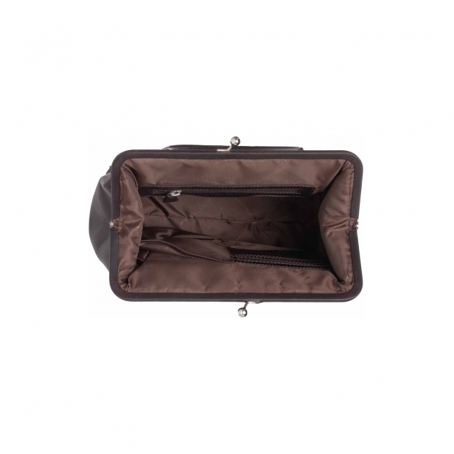 Chesterfield Larsson Brown