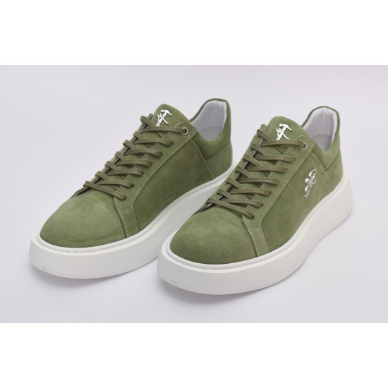 John Richardo 22246 Verde